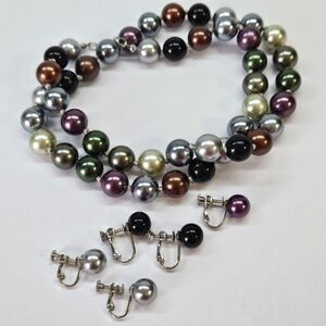 VINTAGE Multi-Color Metallic Faux Pearl Necklace and Screw-Back Earring Set